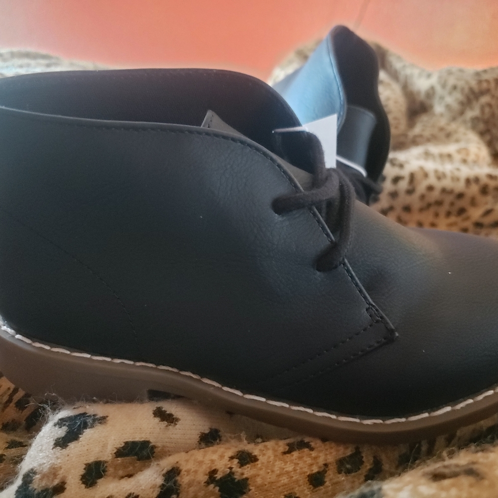 Children's Place Black Uniform Lace Up Boots 13Y